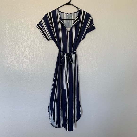 Navy and white striped midi dress - Picture 5 of 5